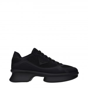 Prada Schwarze Stoff-Sneaker mit niedrigem Schaft